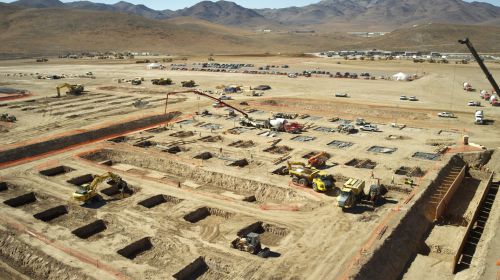 Directe investeringsstop voor accu-fabriek van Tesla in Nevada