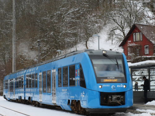 Eerste waterstoftrein doorstaat winterse testrit zonder problemen